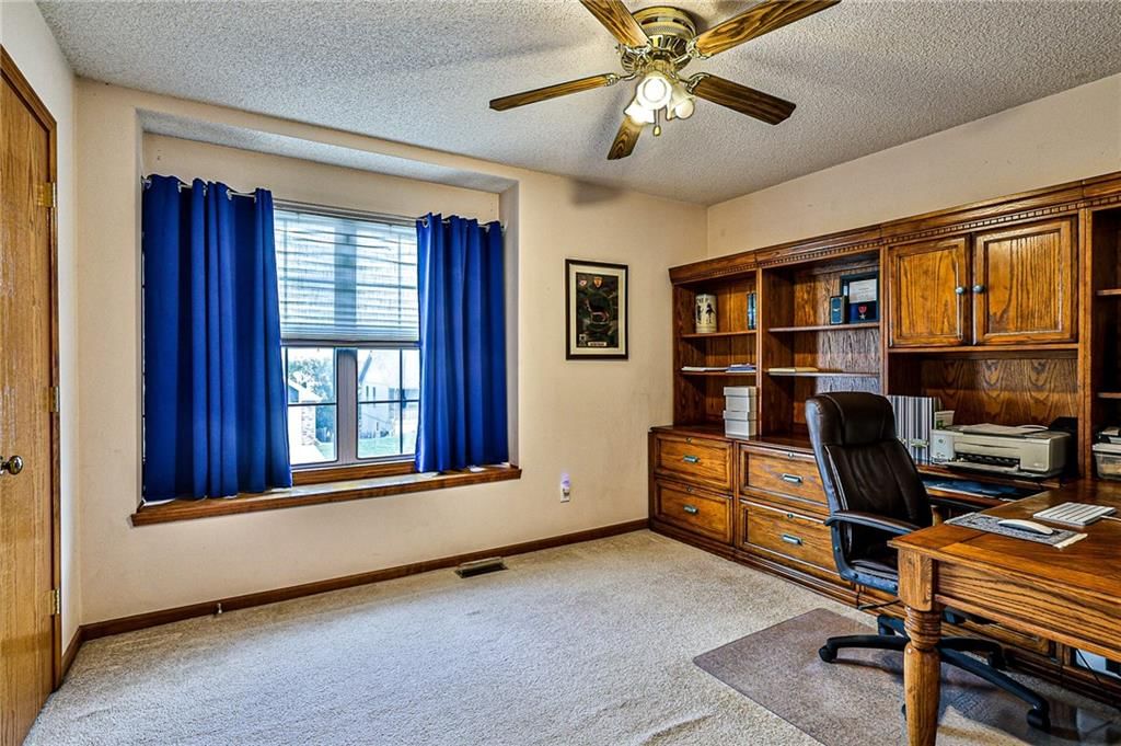 718 Brome Drive — photo 18