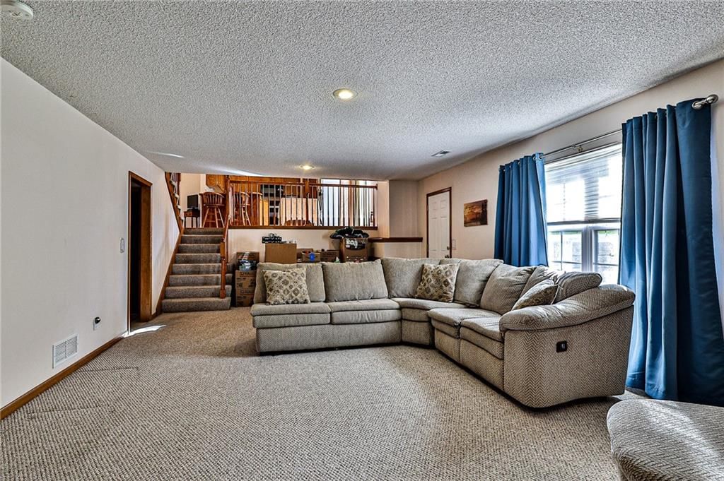 718 Brome Drive — photo 23