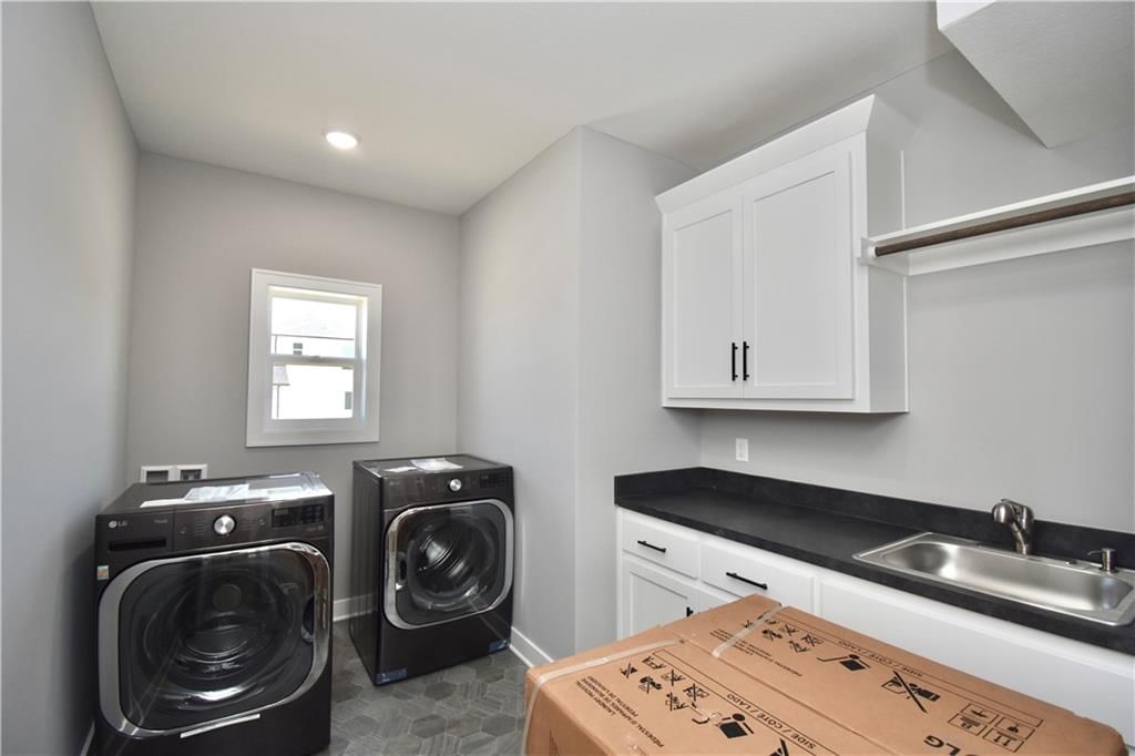 7624 N Tullis Avenue — photo 17