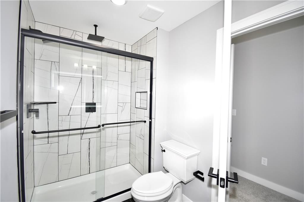 7624 N Tullis Avenue — photo 30