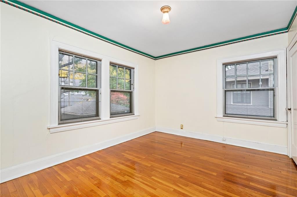 6106 Oak Street — photo 24