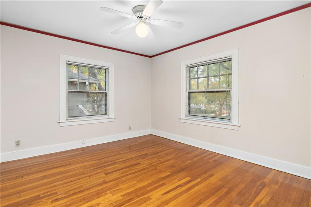 6106 Oak Street — photo 25