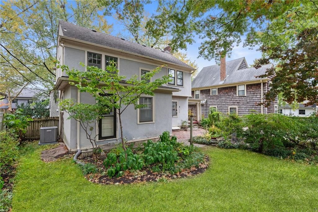 6106 Oak Street — photo 32