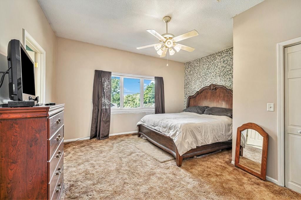 401 Liberty Street — photo 12