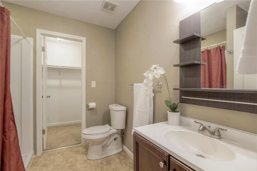 2413 NE Vivion Road — photo 12