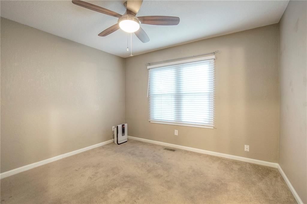 2413 NE Vivion Road — photo 14