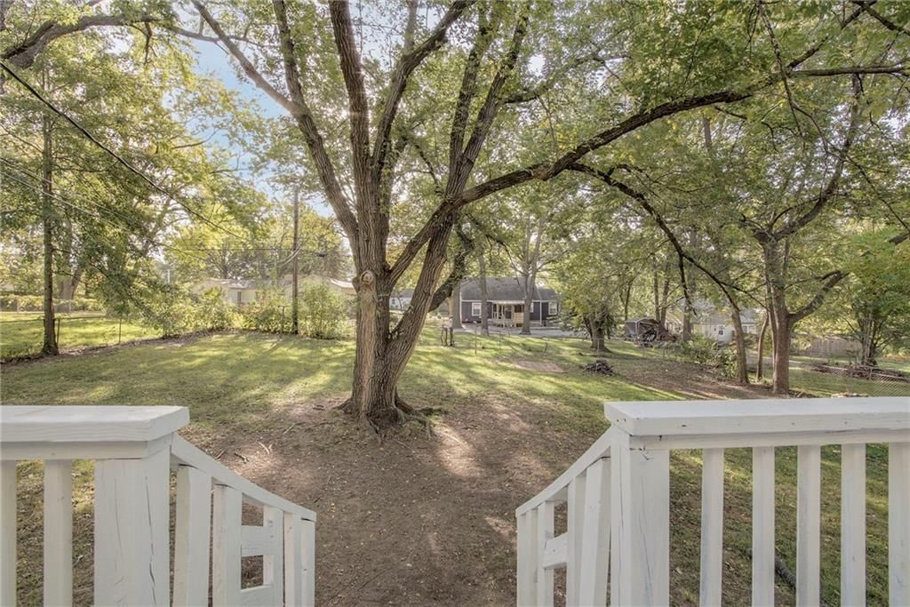 2413 NE Vivion Road — photo 19