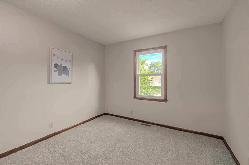 15705 W 126th Terrace — photo 23