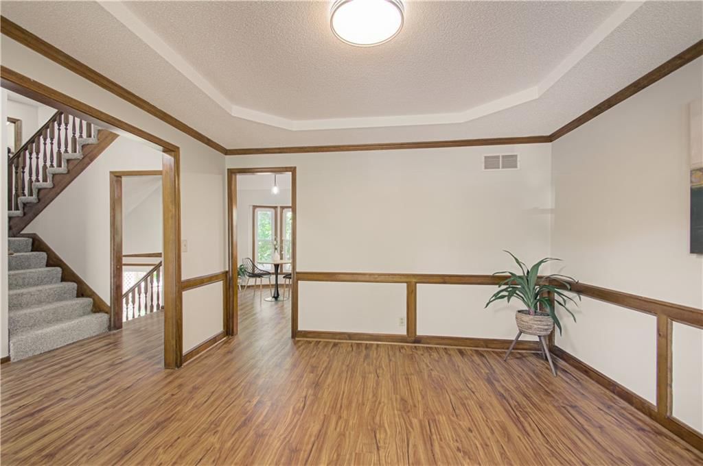 15705 W 126th Terrace — photo 5