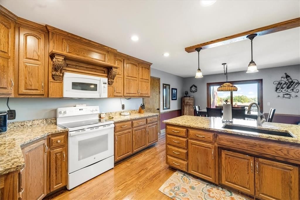 1711 Paddock Drive — photo 15