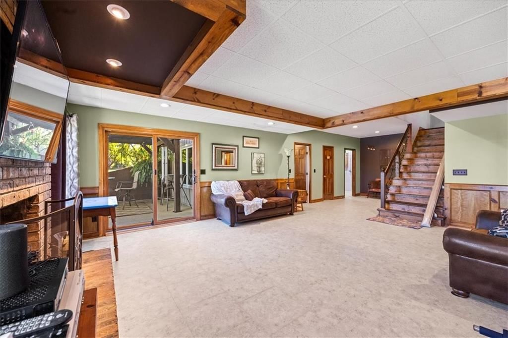 1711 Paddock Drive — photo 34