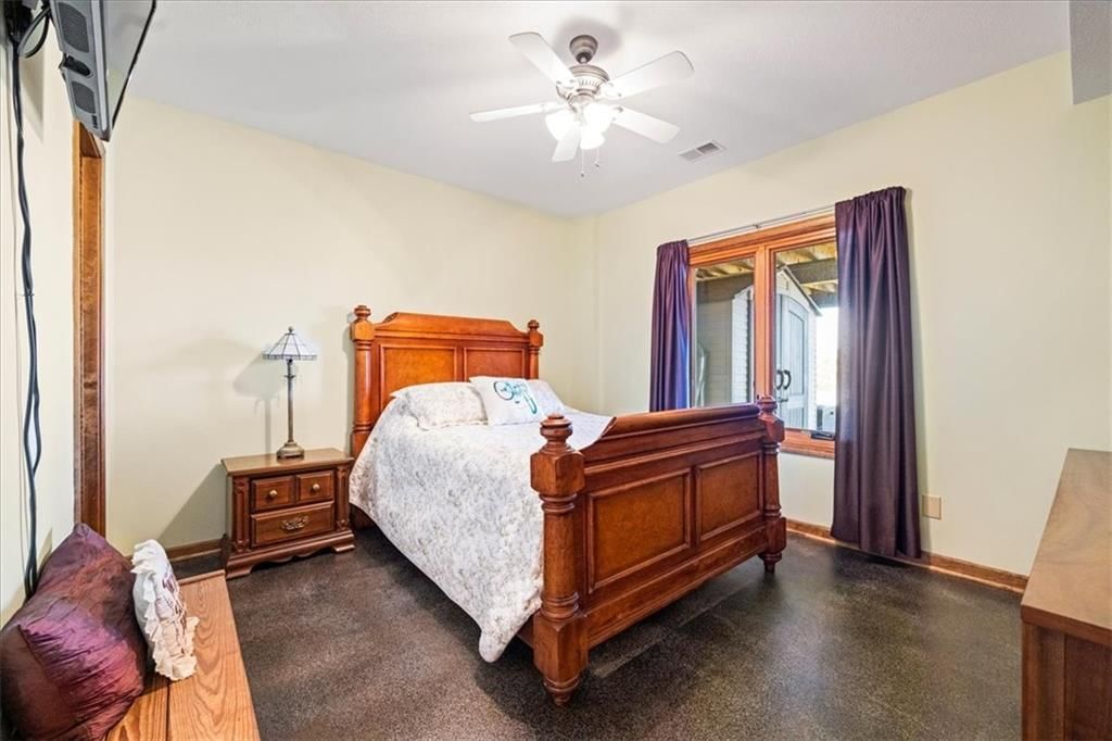 1711 Paddock Drive — photo 46