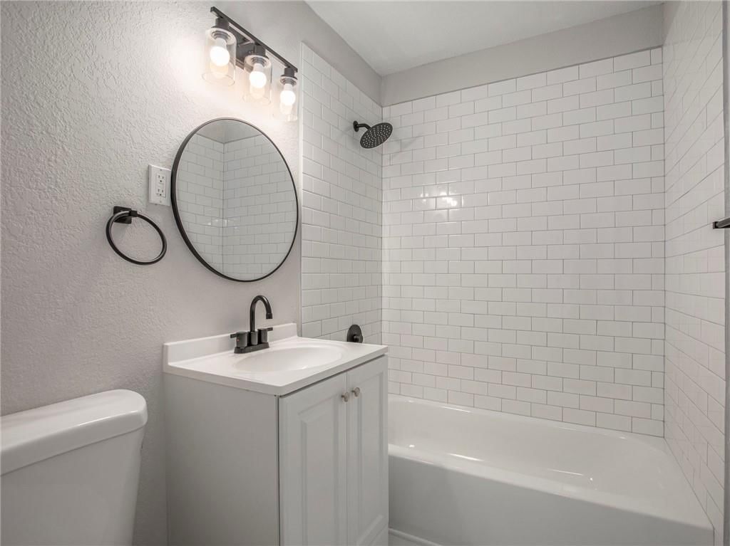 339 E Nettleton Avenue — photo 13