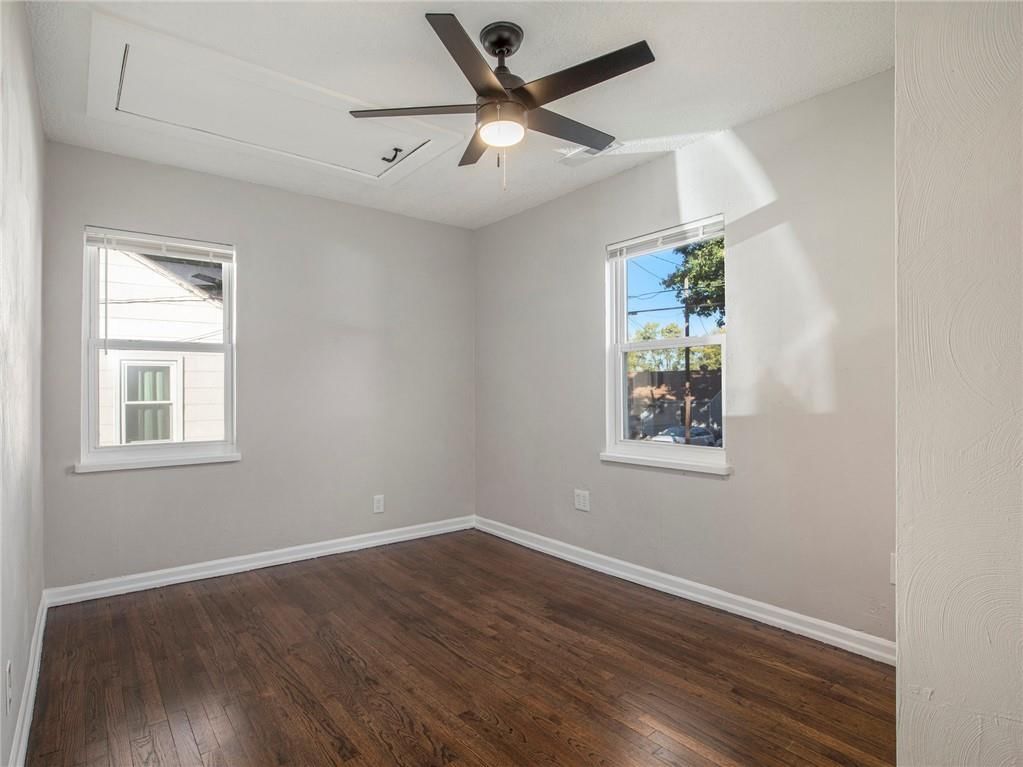 339 E Nettleton Avenue — photo 16