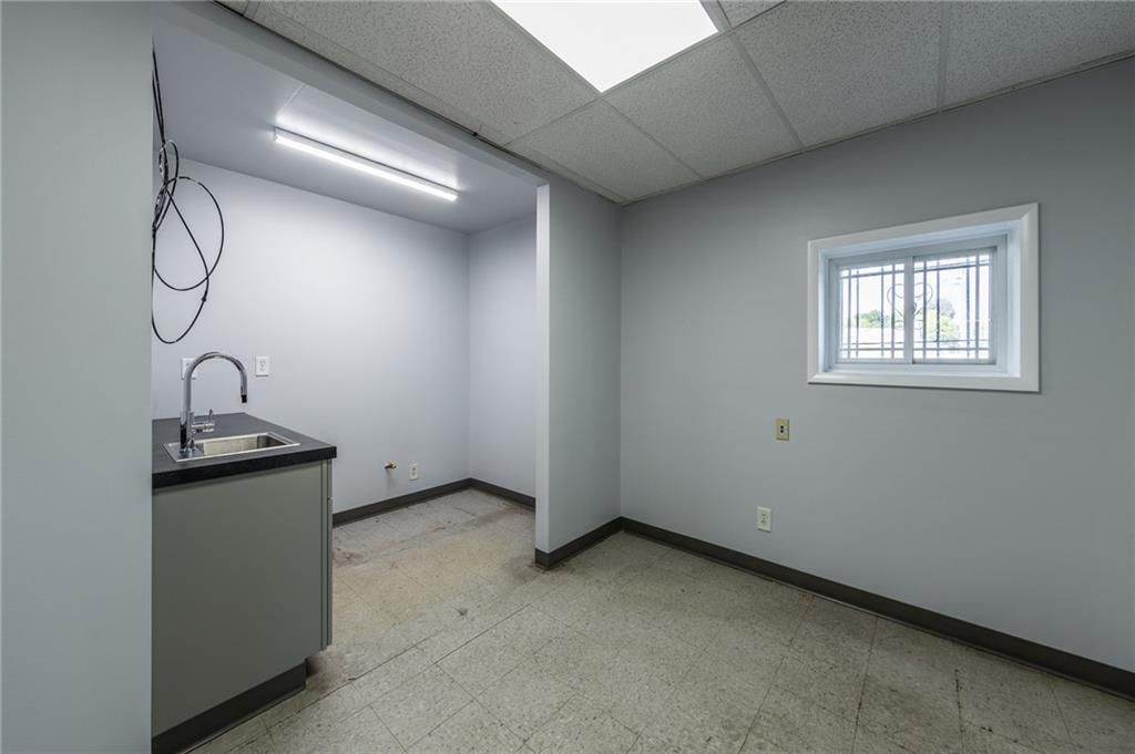 3314 S Leonard Road — photo 45