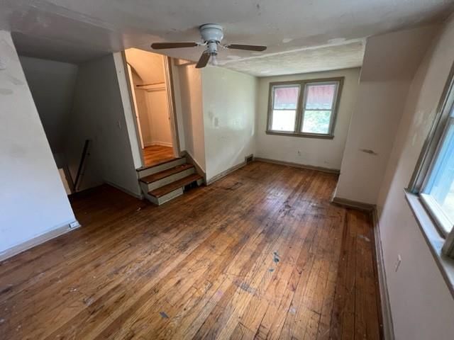 6237 S Benton Avenue — photo 9
