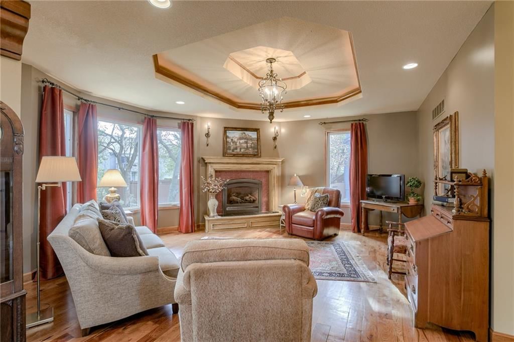 743 N Alder Street — photo 6
