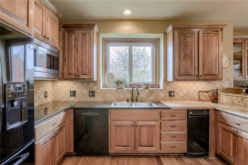 743 N Alder Street — photo 10