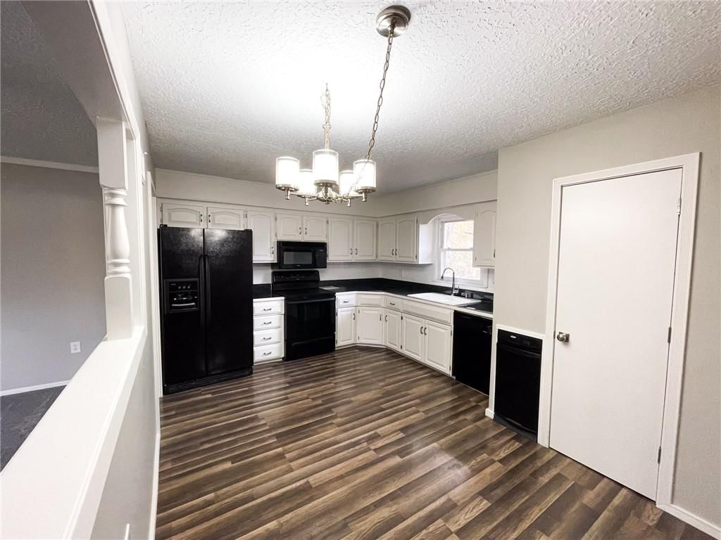 705 N Dakota Drive — photo 9