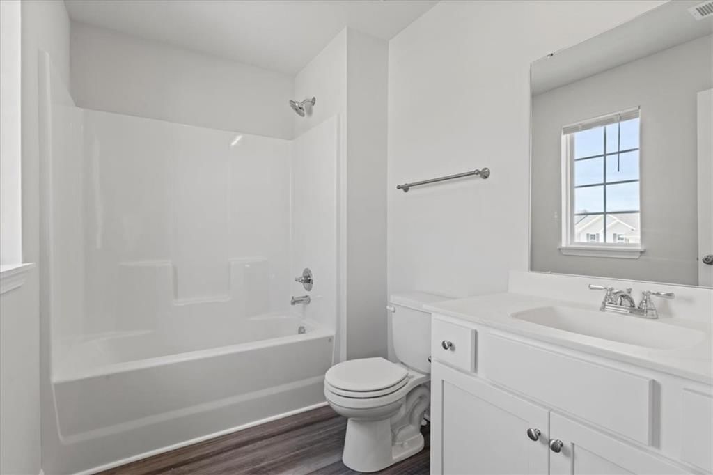 716 Connor Street — photo 17