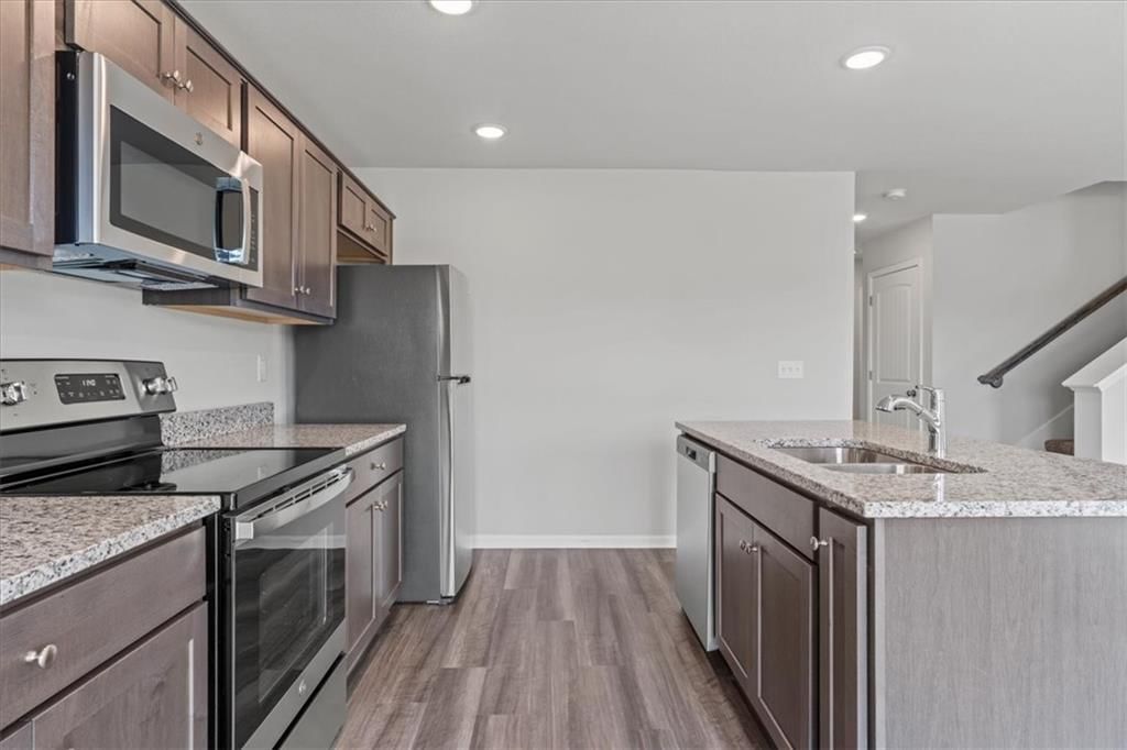 716 Connor Street — photo 10
