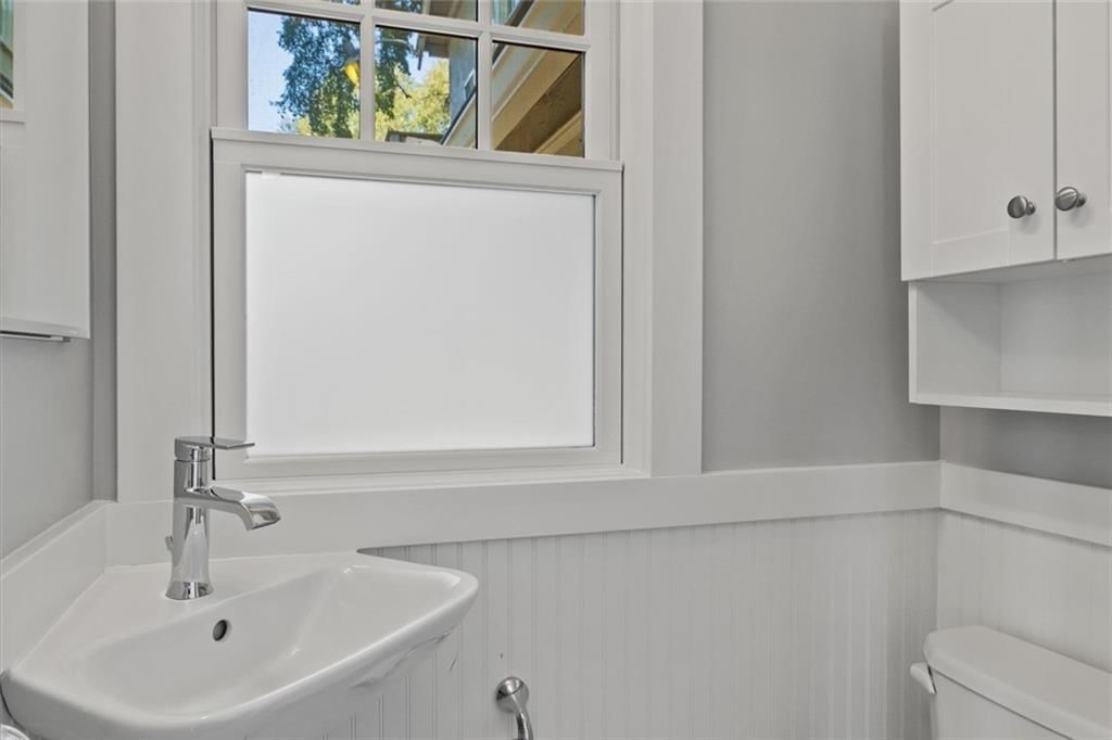 6010 Rockhill N/A — photo 13