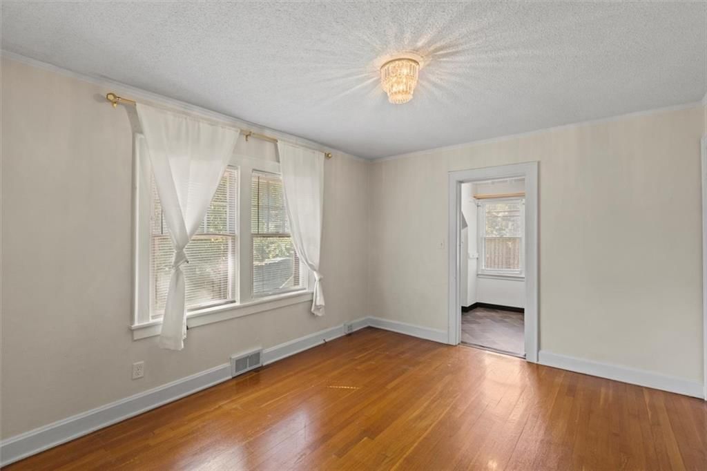 6010 Rockhill N/A — photo 15