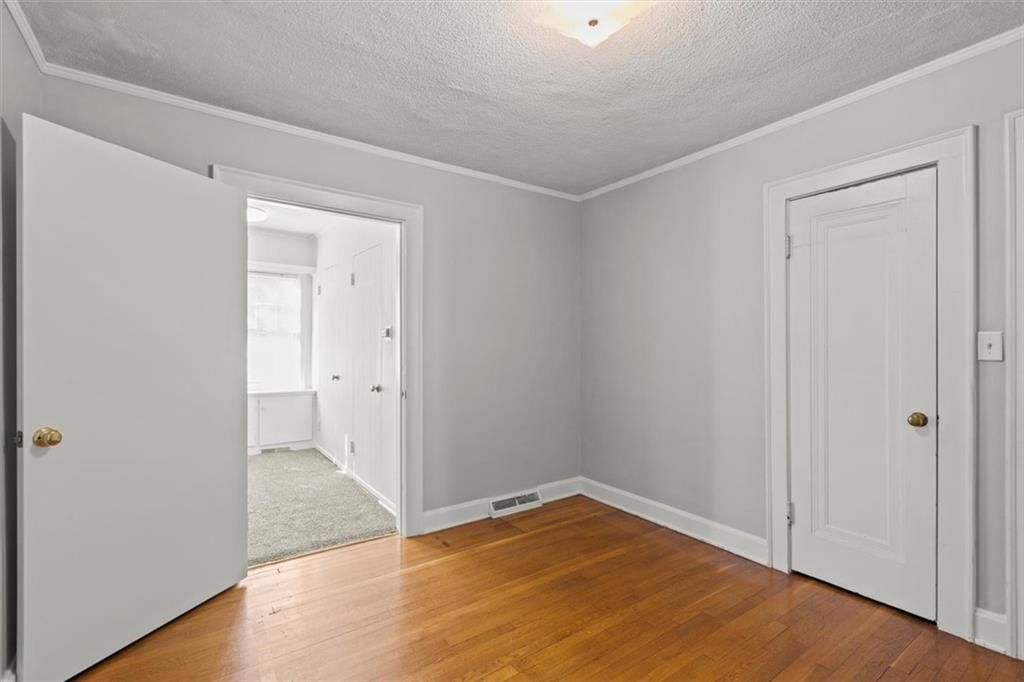 6010 Rockhill N/A — photo 17