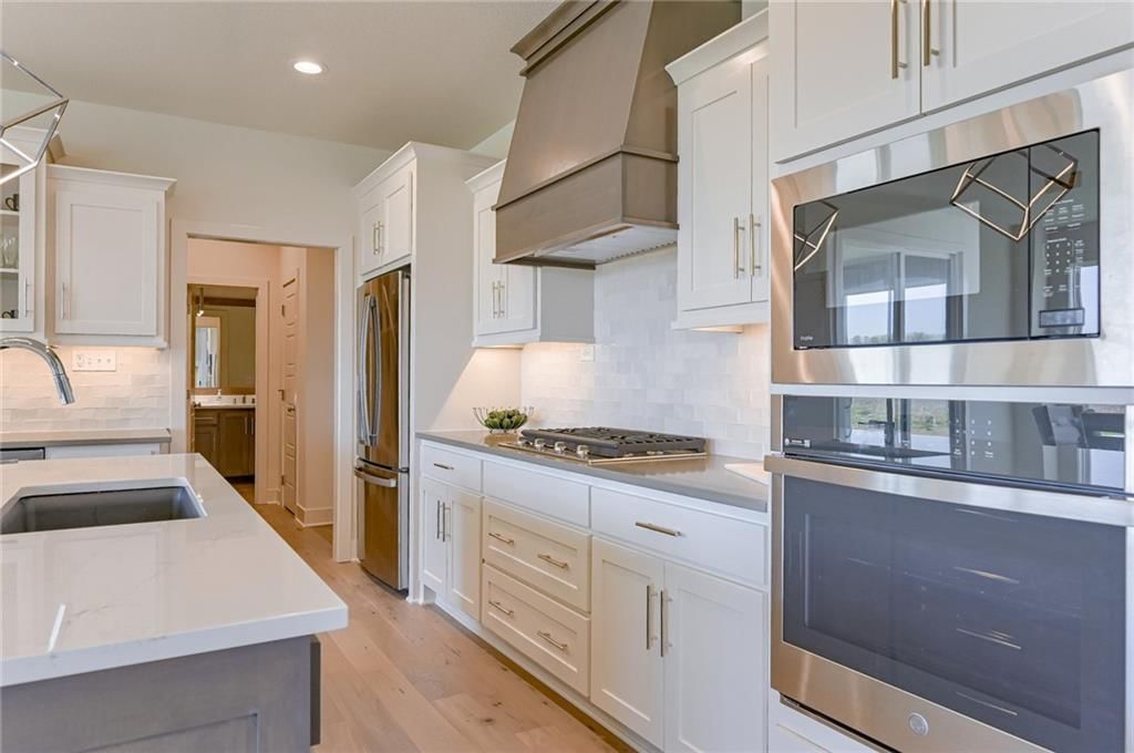 2508 W 180th Street — photo 15