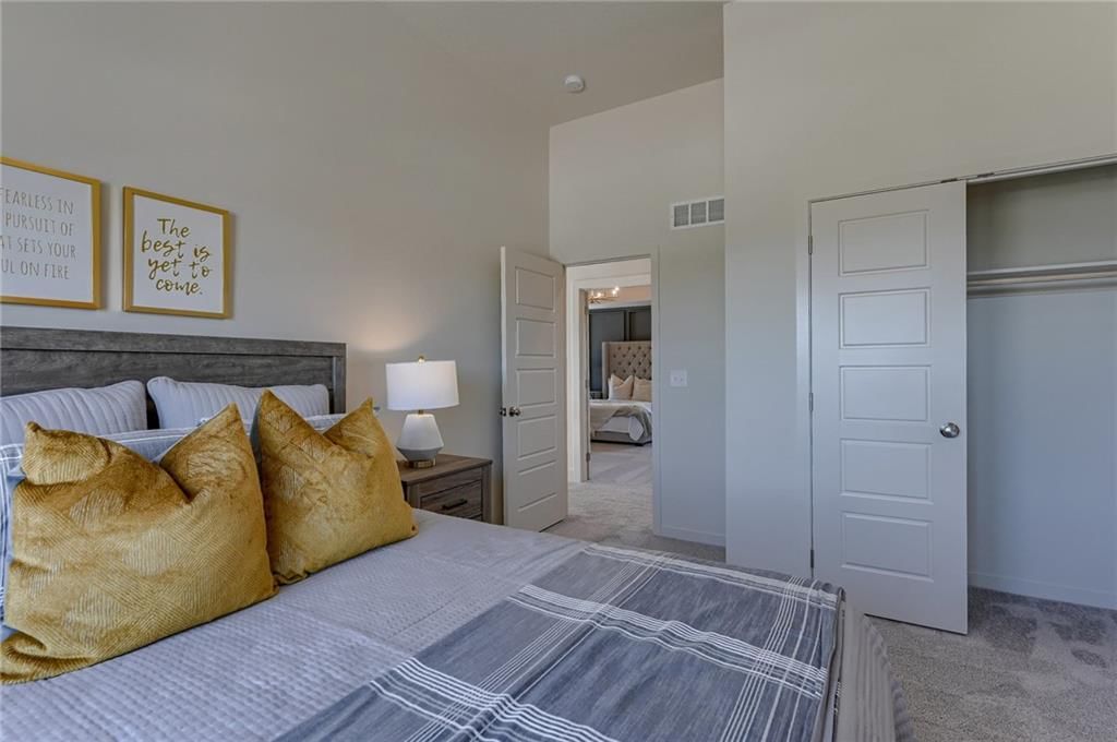 2508 W 180th Street — photo 35