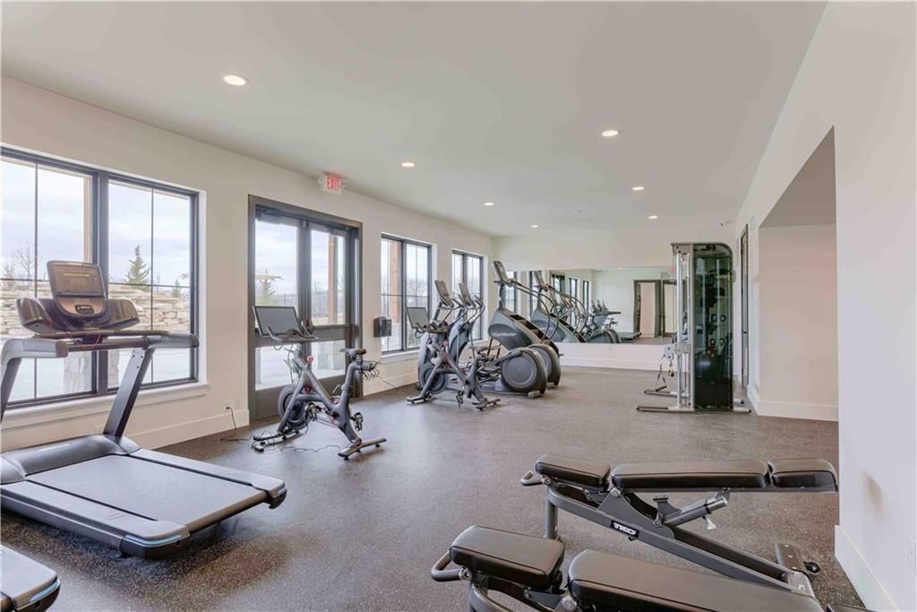 2508 W 180th Street — photo 50