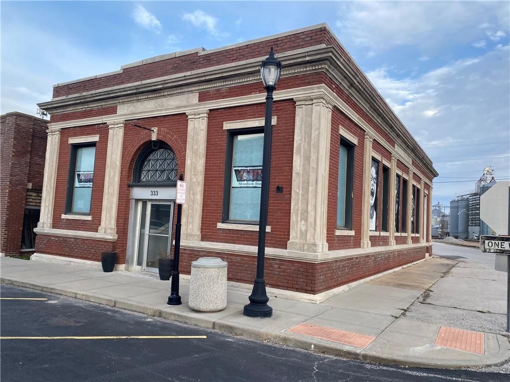 333 S Hudson Street, Buckner, MO