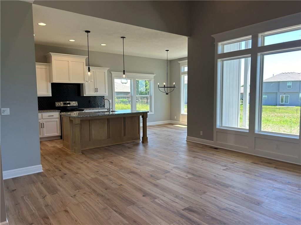 18571 W 193rd Street — photo 7