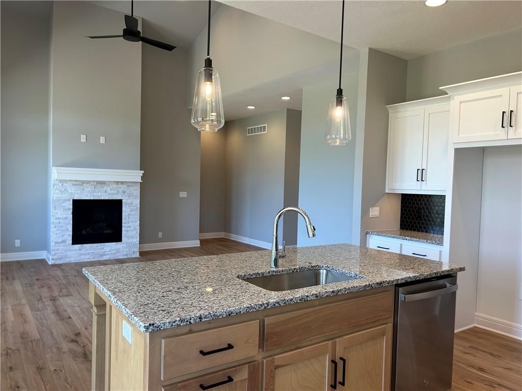 18571 W 193rd Street — photo 8