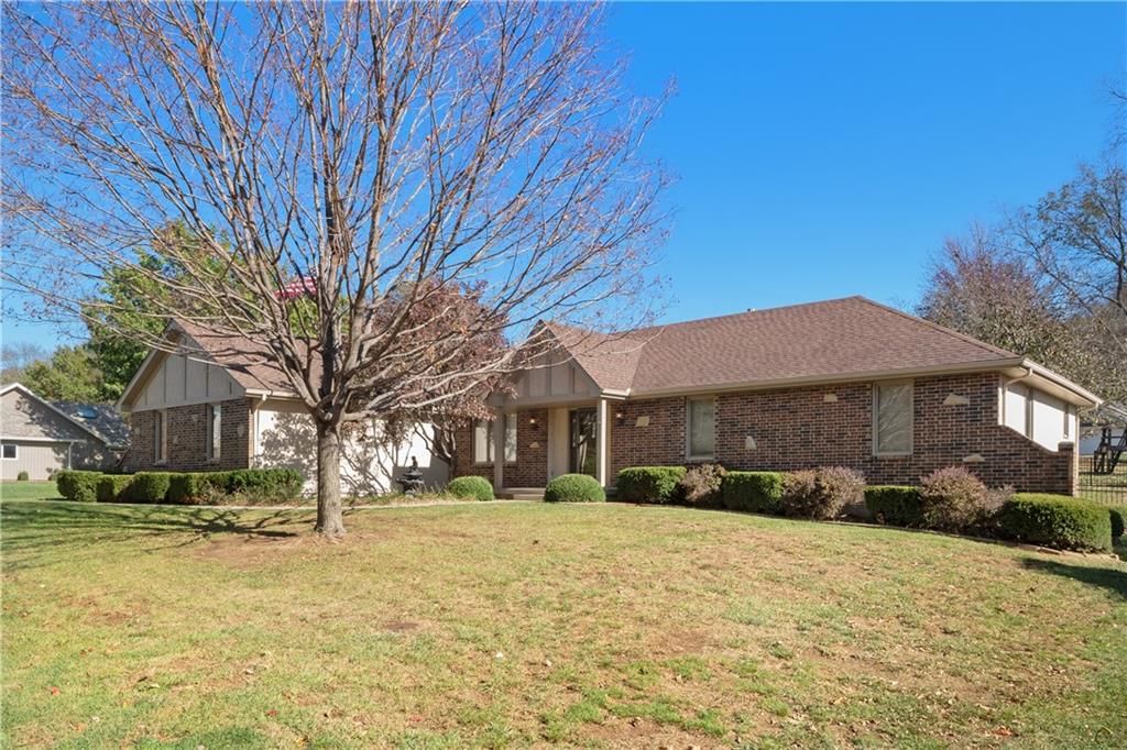 2501 S Seminole Drive — photo 2