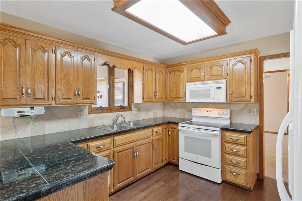 2501 S Seminole Drive — photo 12