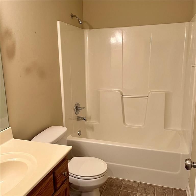 22421 W 76th Terrace — photo 32
