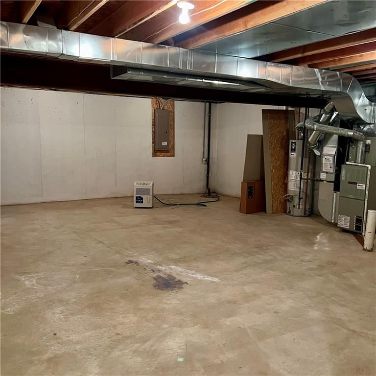 22421 W 76th Terrace — photo 36