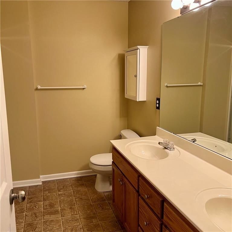22421 W 76th Terrace — photo 9