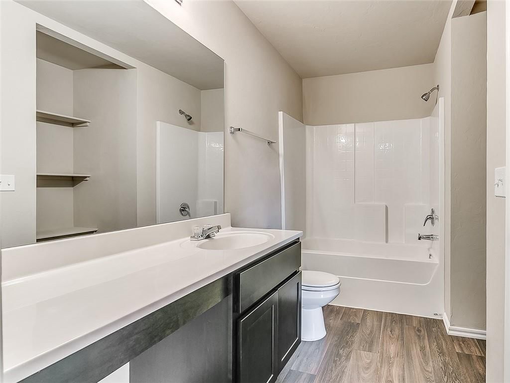 1009 Redbud Drive — photo 11