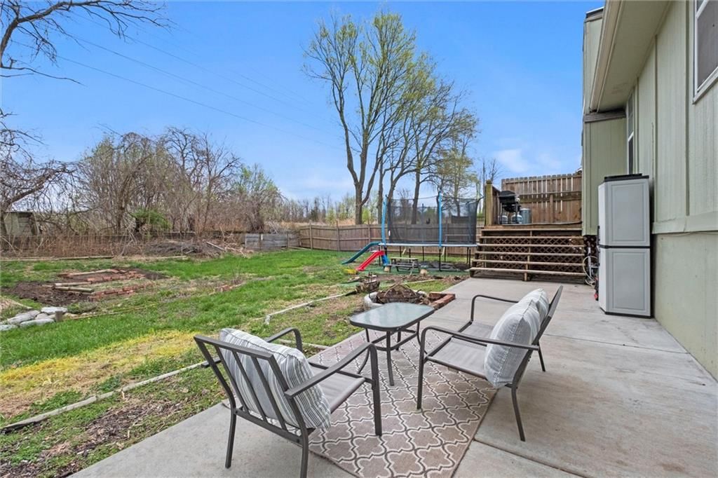 3304 SE ADAMS Drive — photo 27