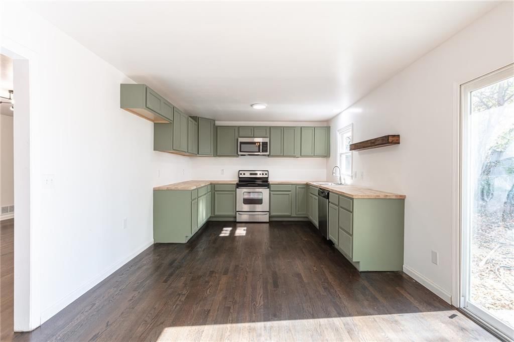 3405 E 106th Terrace — photo 11