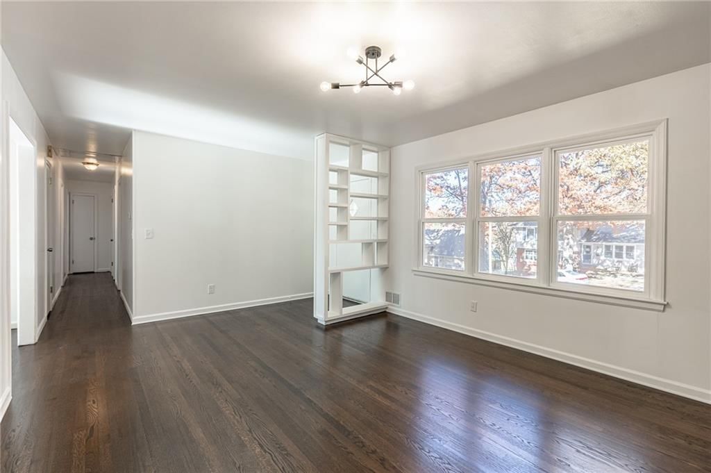 3405 E 106th Terrace — photo 8