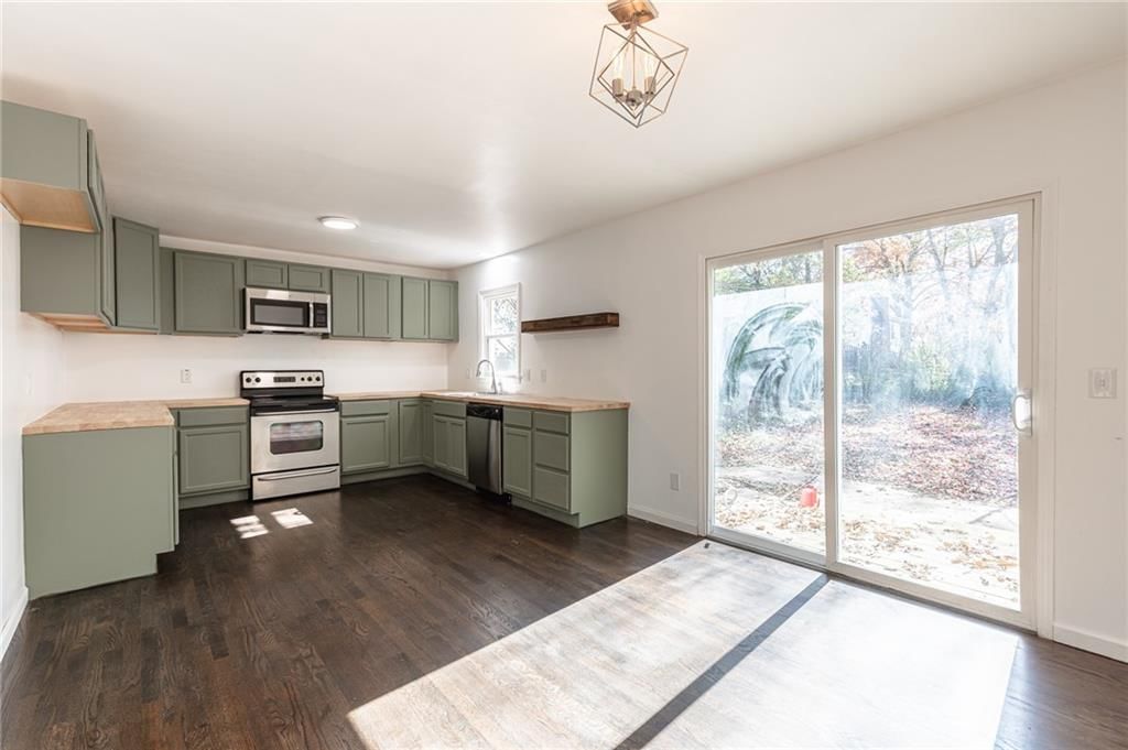 3405 E 106th Terrace — photo 9