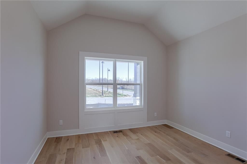 8704 NE 87th Street — photo 10