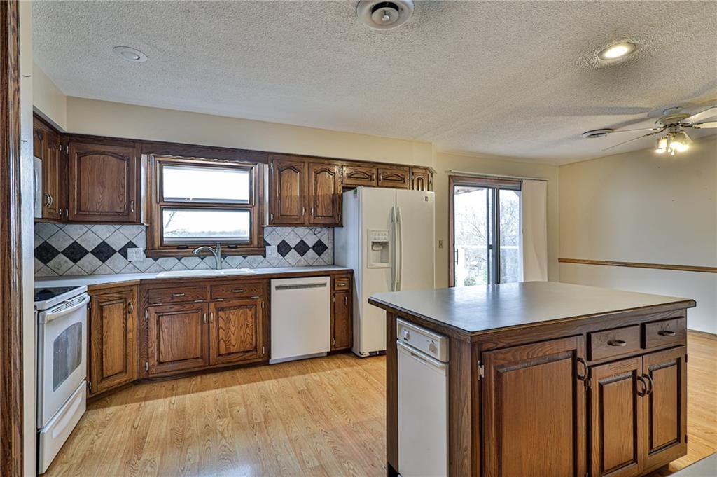 106 Buckhorn Drive — photo 16