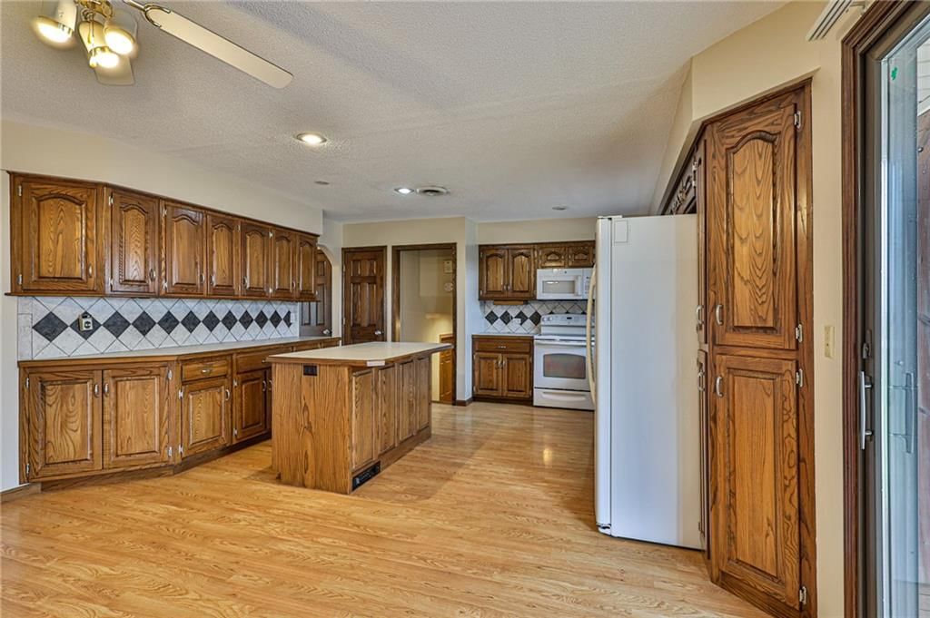 106 Buckhorn Drive — photo 9