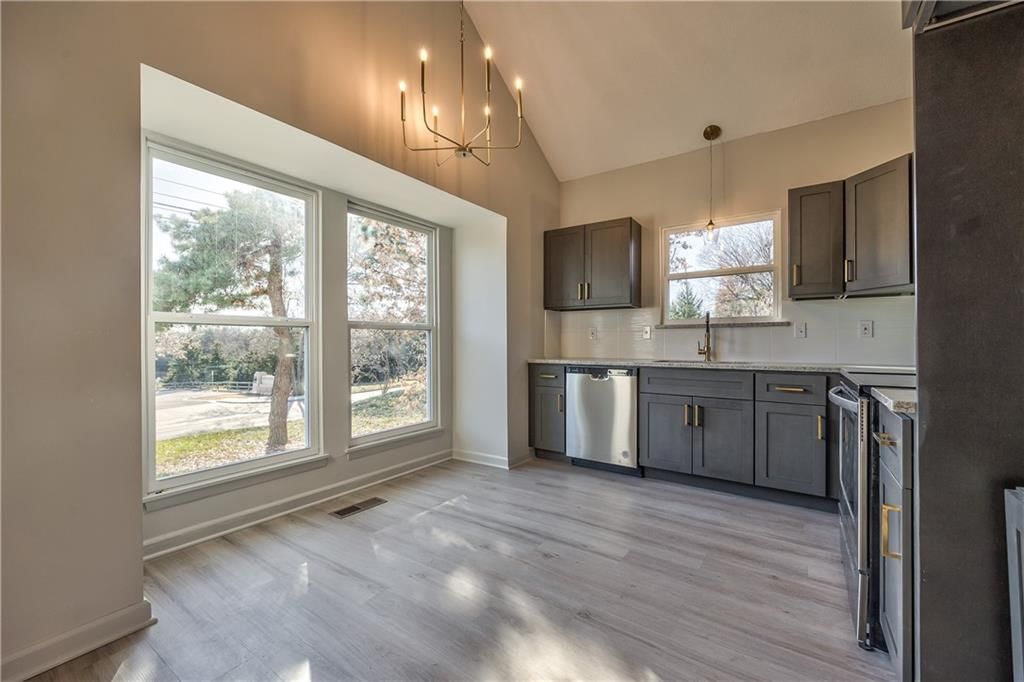 8269 Monrovia Street — photo 12