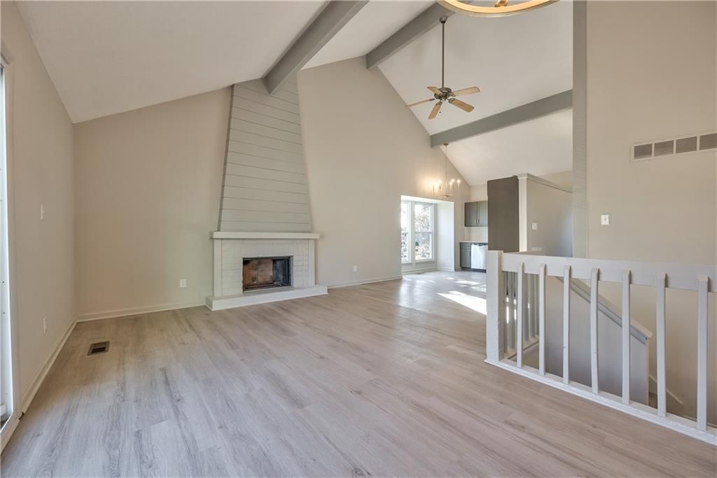 8269 Monrovia Street — photo 10