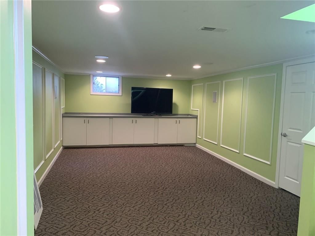 9810 Connell Drive — photo 44